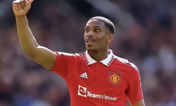 他目前在隔 他目前在隔